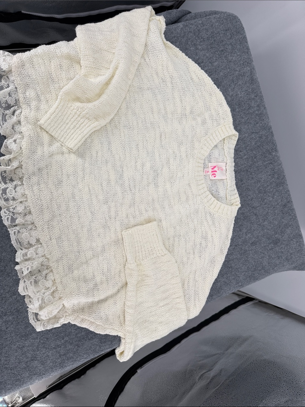 So ME Cream Lace-Hem Crewneck long sleeve cotton blend Sweater NWT Small
